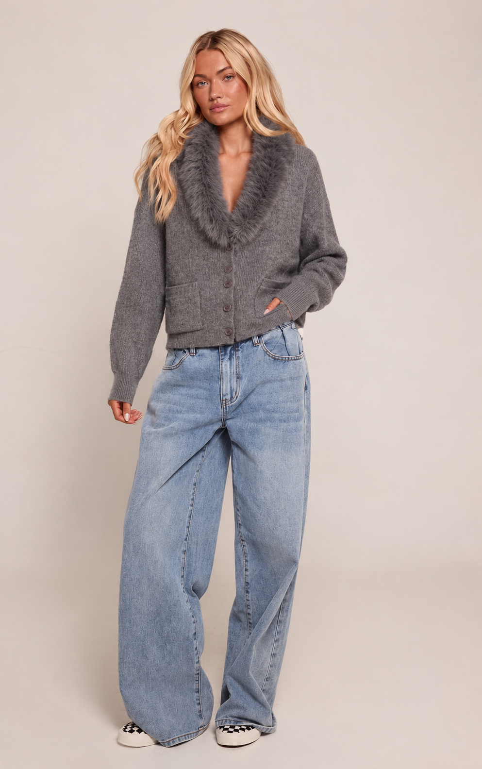 Cardigan Gris con Cuello VELT