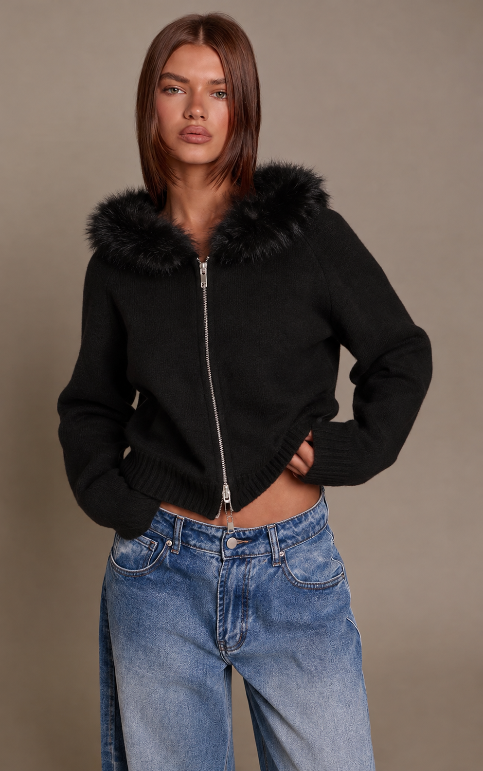 Cardigan Negro con Capucha VELT
