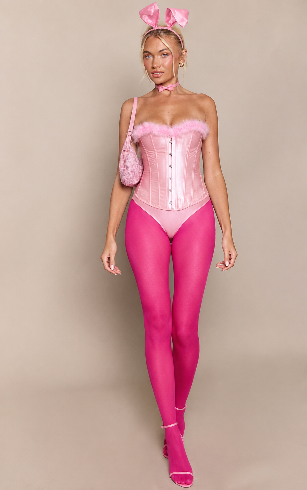 Disfraz Conejita Rosa / Pink Bunny Costume – Elle Woods V E L T