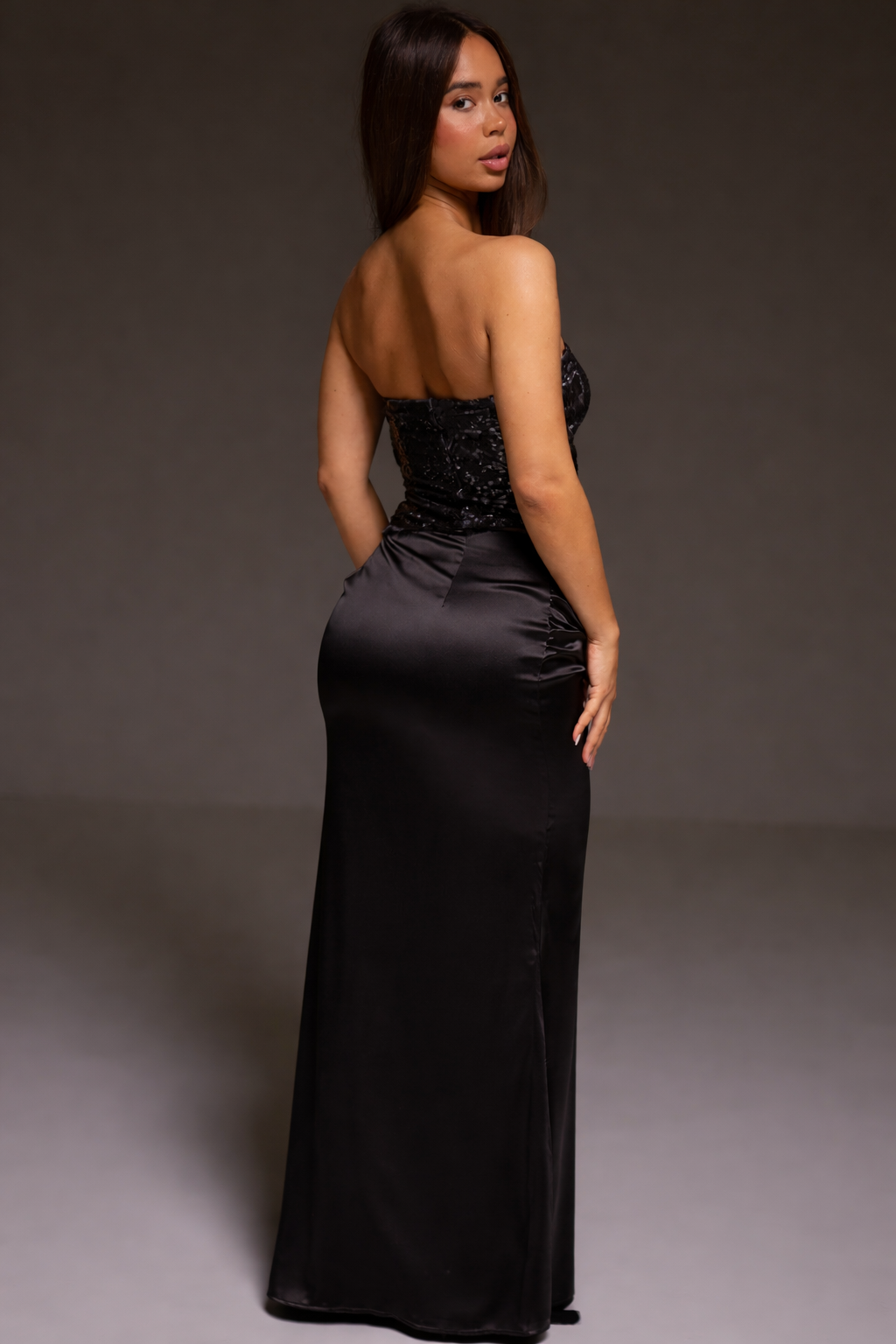 Vestido Maxi Asimétrico Lentejuelas Mi tienda