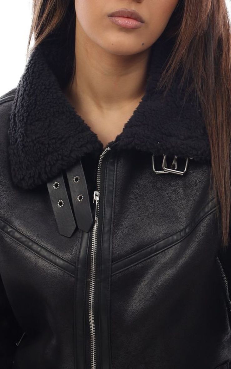 Chaqueta Negra Mujer con Chiporro Cinturón