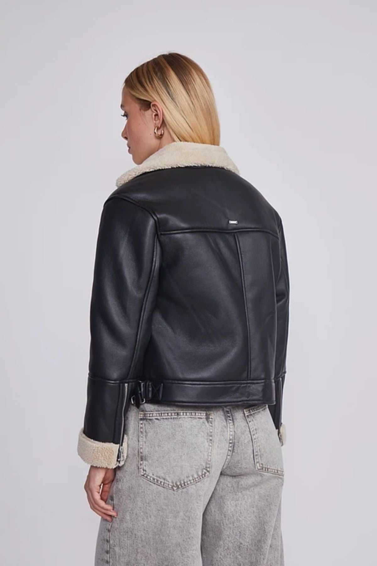 Chaqueta Aviadora Negra Mi tienda