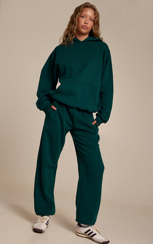 Conjunto Polerón Verde Oscuro & Pantalón Puño V E L T