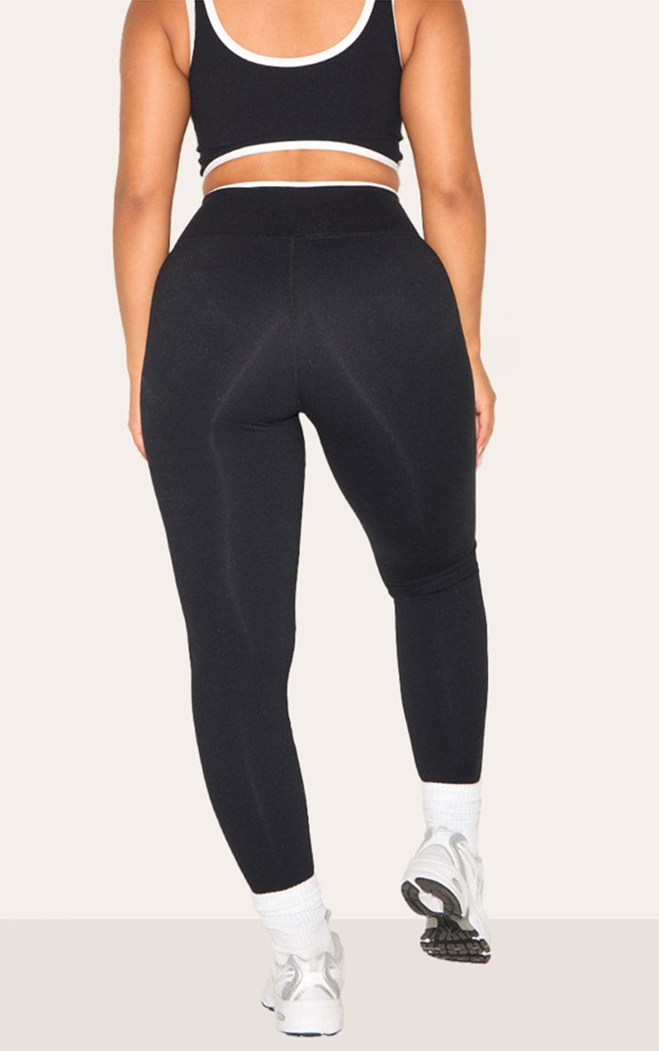 Top Deportivo Negro Calzas Ajustadas Mi tienda