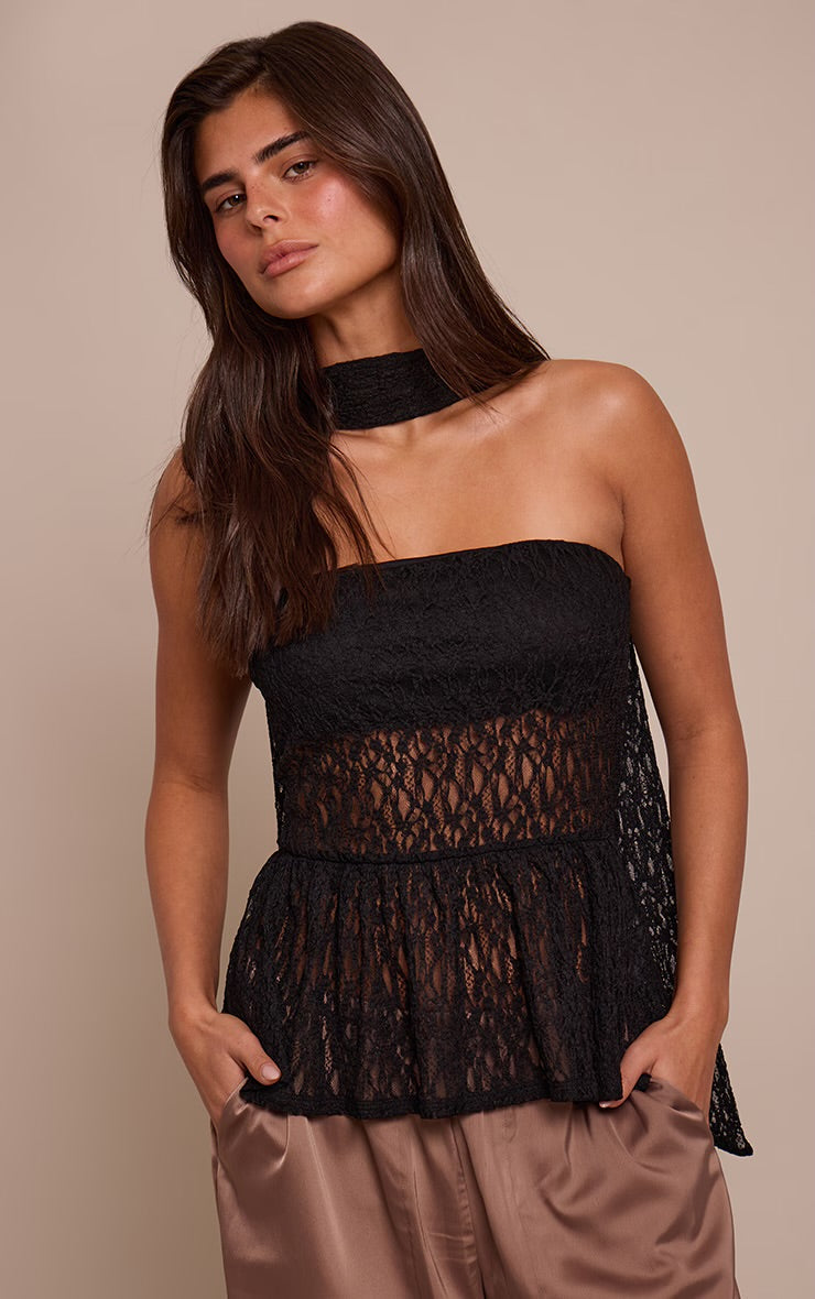 TOP BANDEAU DE ENCAJE NEGRO Mi tienda