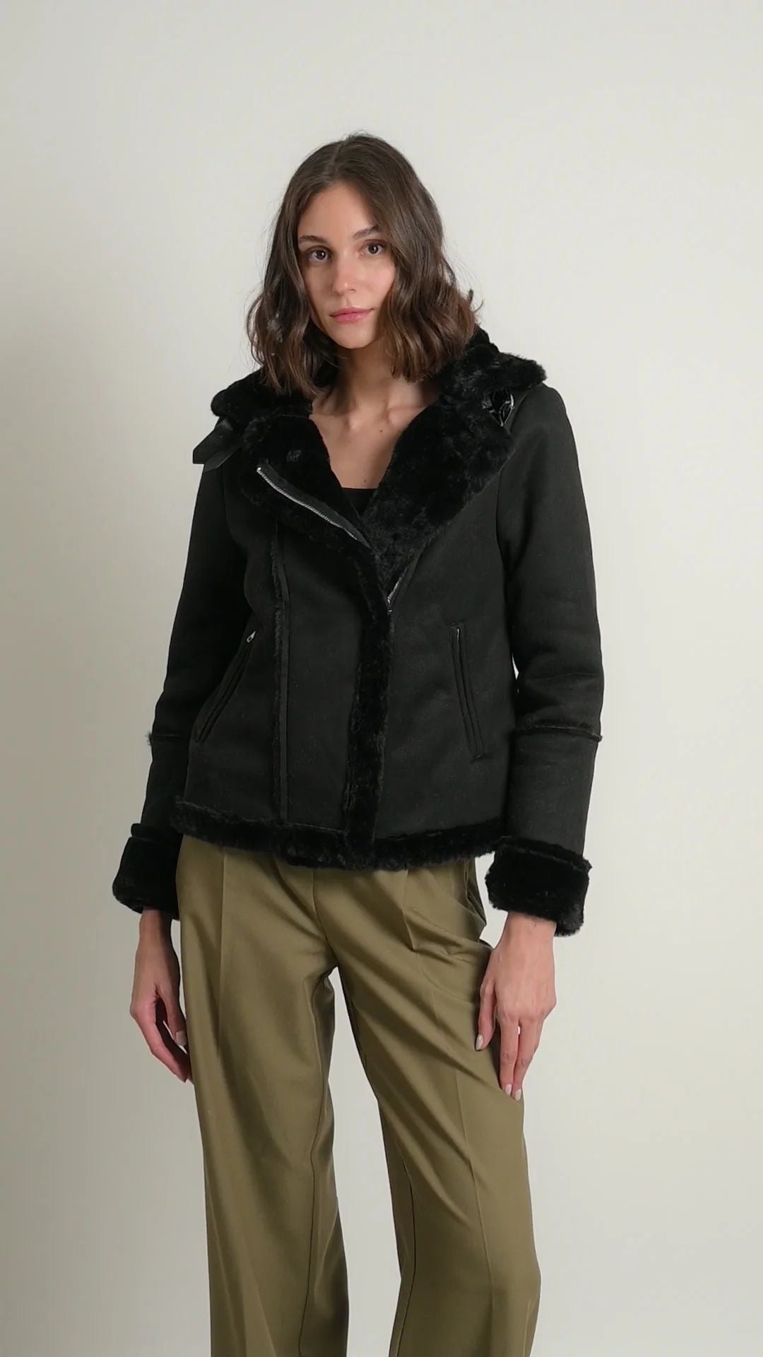 Chaqueta Gamuza Negra Mujer