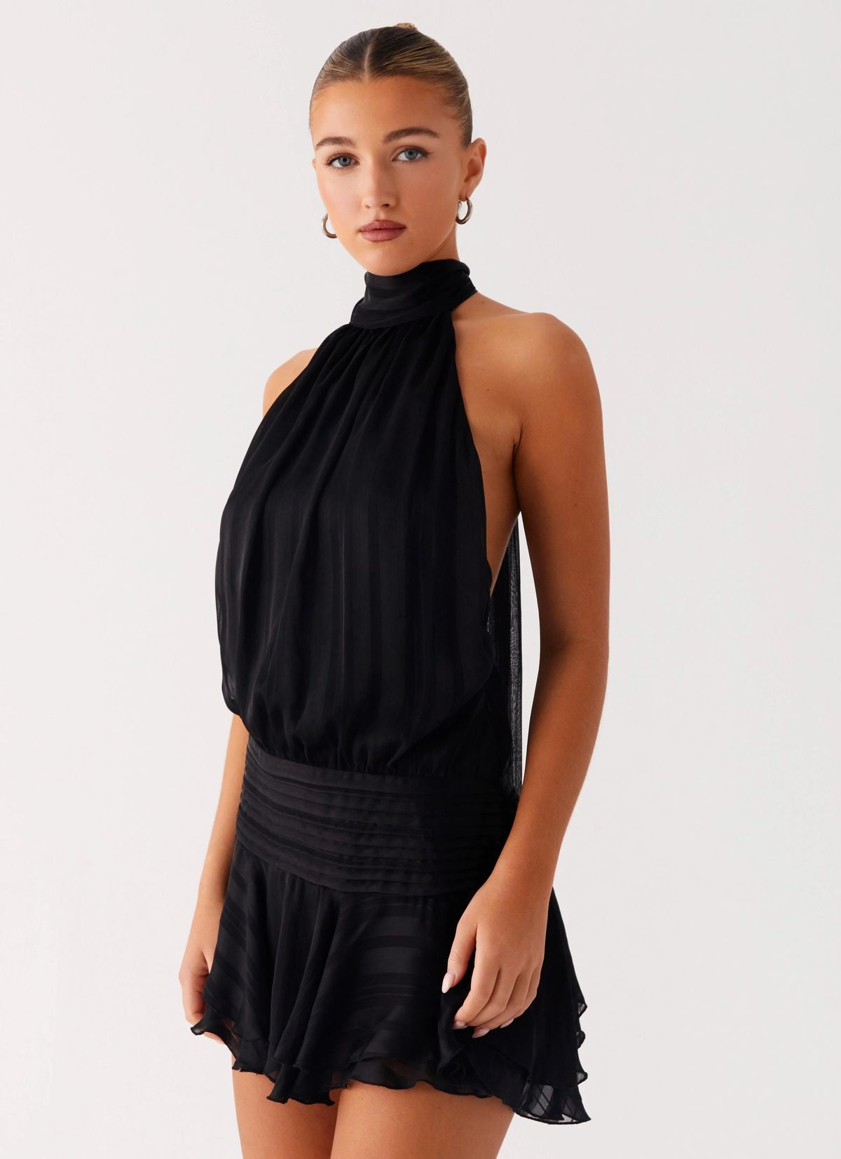 Vestido Mini Cuello Negro Mi tienda