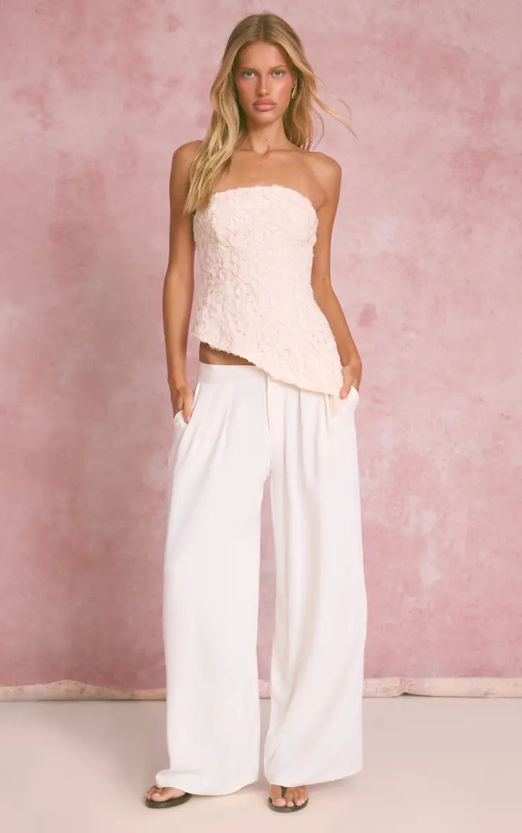 Top Bandeau Floral Asimétrico Color Crema VELT