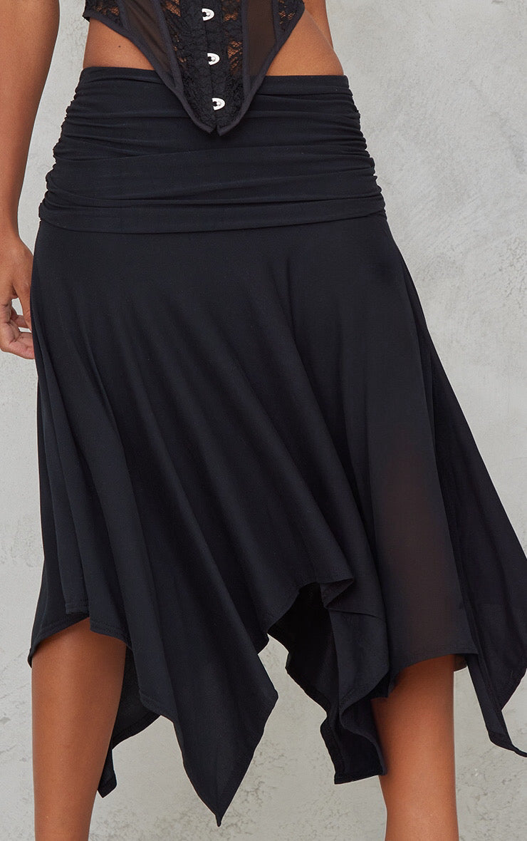 Falda Midi Asimétrica Negra